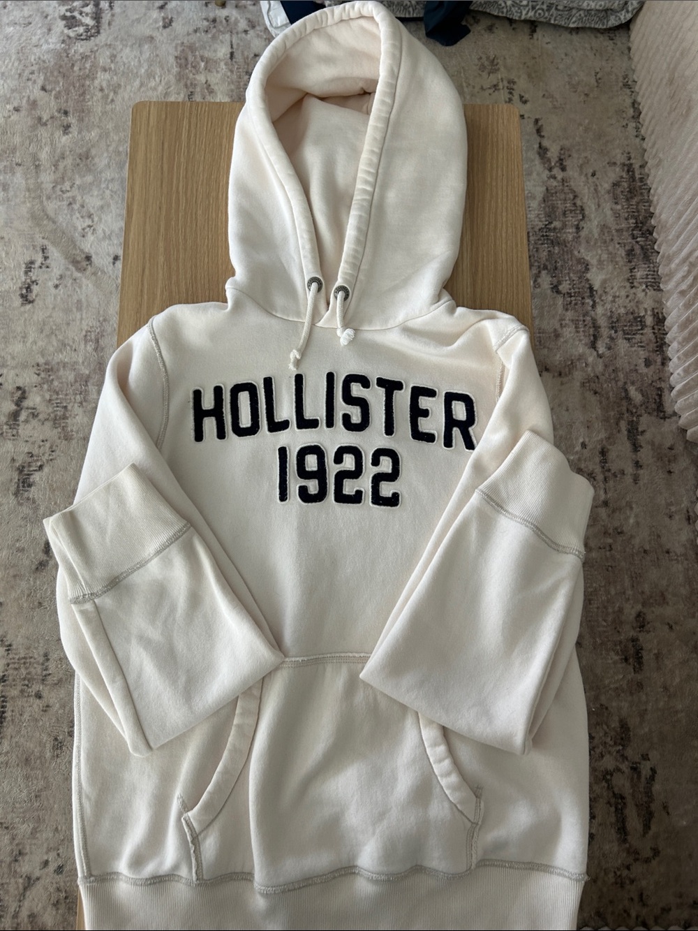Men’s Hollister hoodie